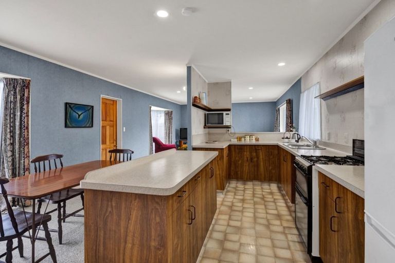 Photo of property in 425 Carrington Street, Upper Vogeltown, New Plymouth, 4310