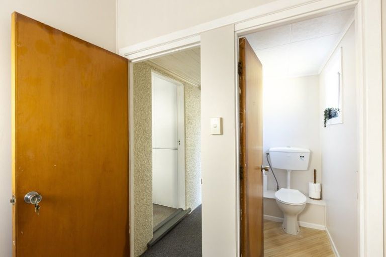 Photo of property in 20 Princes Street, Fitzroy, New Plymouth, 4312