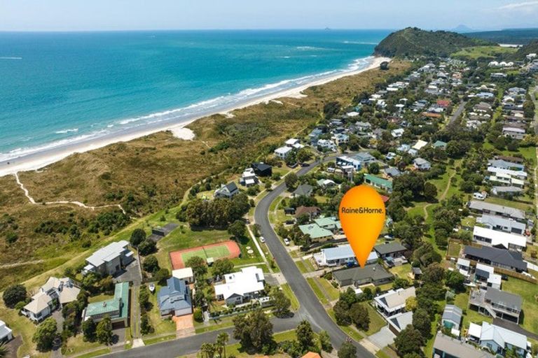Photo of property in 6 Papaunahi Road, Bowentown, Waihi Beach, 3177