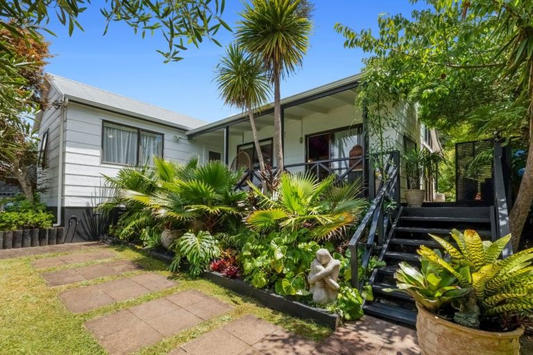 Photo of property in 19 Thames Street, Welbourn, New Plymouth, 4310