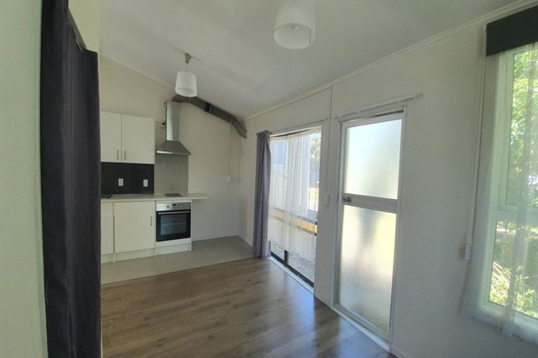 Photo of property in 68 Broderick Road, Johnsonville, Wellington, 6037