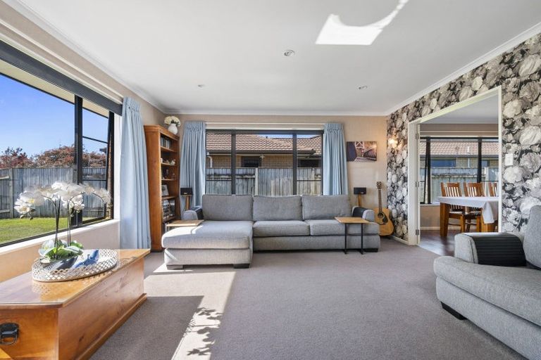 Photo of property in 36 Geneva Terrace, Kelvin Grove, Palmerston North, 4414