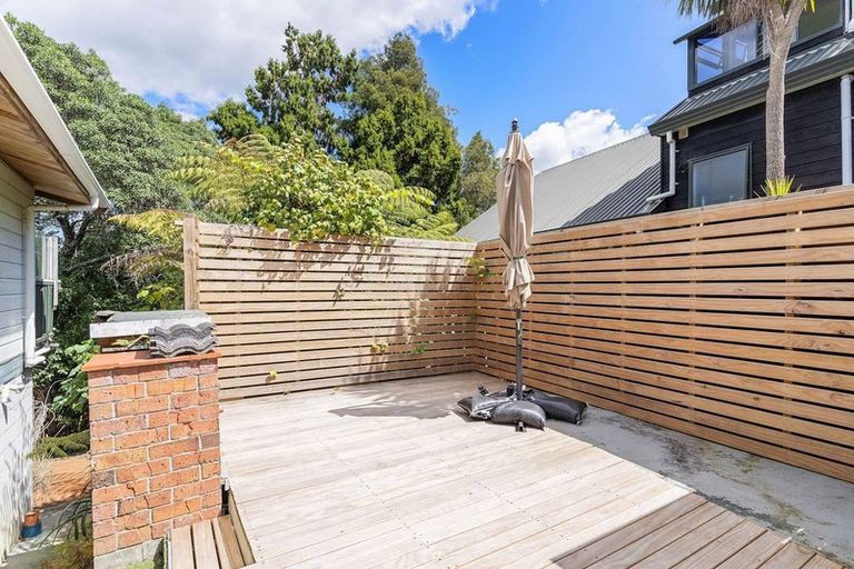 Photo of property in 284 Beach Road, Campbells Bay, Auckland, 0630