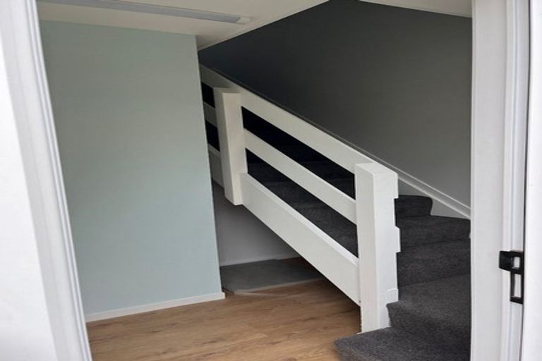 Photo of property in 2/75 Tramway Road, Beach Haven, Auckland, 0626