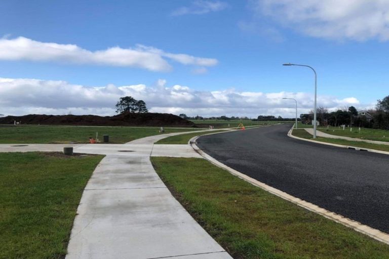 Photo of property in 17 Aratapu Street, Waitara, 4320