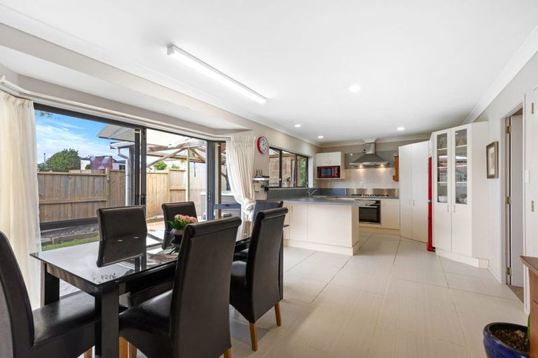 Photo of property in 5 Robinia Place, Ohauiti, Tauranga, 3112