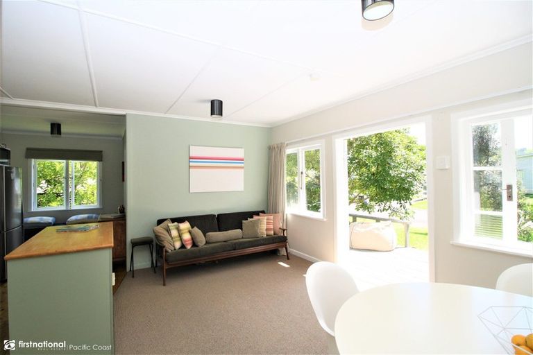 Photo of property in 7 Mako Avenue, Whiritoa, Whangamata, 3691