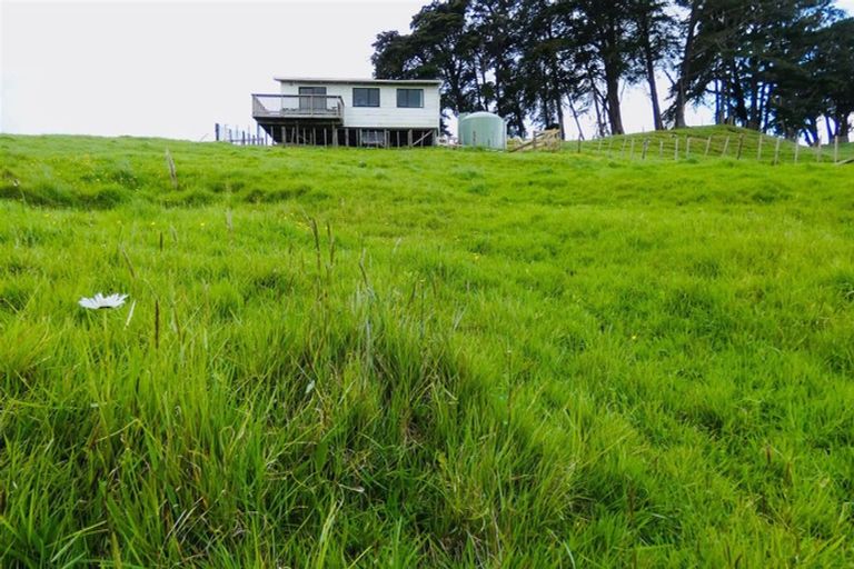 Photo of property in 567 Wharehine Road, Wharehine, Wellsford, 0973