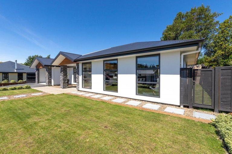 Photo of property in 61 Owhiro Avenue, Mosgiel, 9024