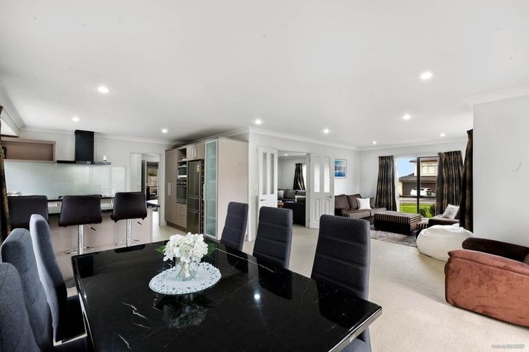 Photo of property in 34 Amaretto Avenue, Flat Bush, Auckland, 2019