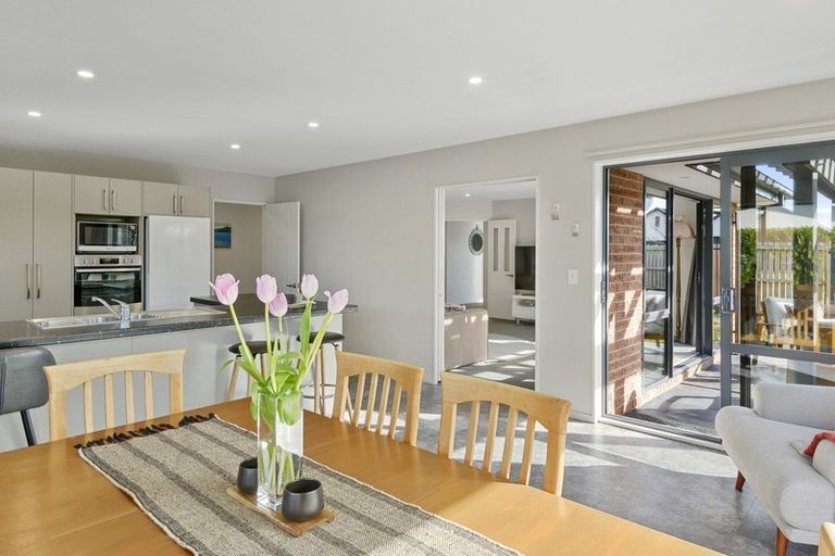 Photo of property in 36 Meyer Crescent, Halswell, Christchurch, 8025