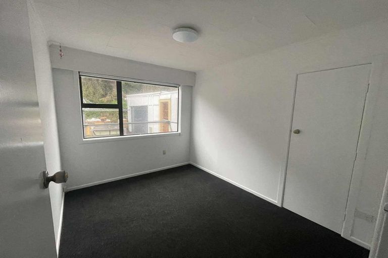 Photo of property in 36 Waipounamu Drive, Kelson, Lower Hutt, 5010