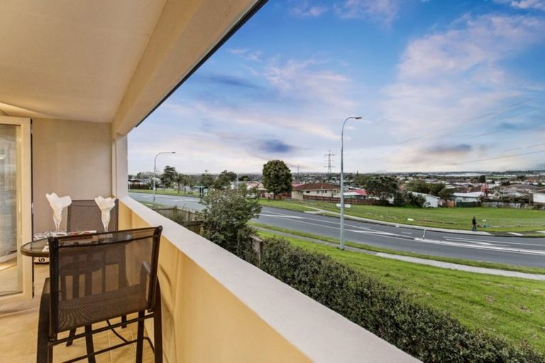 Photo of property in 7 Lowburn Place, Clover Park, Auckland, 2019