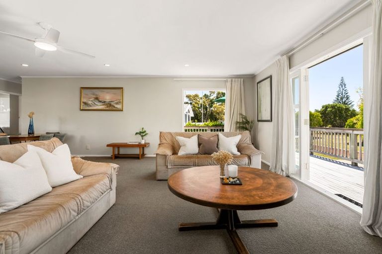 Photo of property in 21 Given Grove, Pauanui, Hikuai, 3579