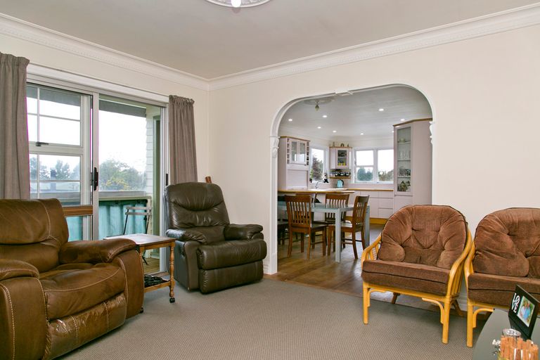 Photo of property in 21 Te Rangitautahanga Road, Turangi, 3334