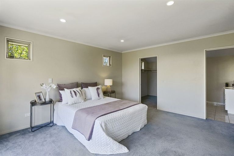 Photo of property in 10 Cunneen Place, Aidanfield, Christchurch, 8025