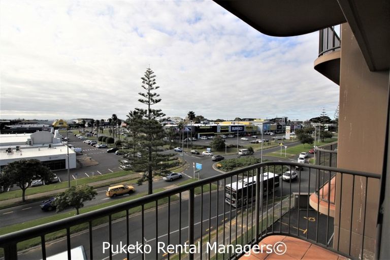 Photo of property in The Rennaissance, 3d/18 Ronwood Avenue, Manukau, Auckland, 2104