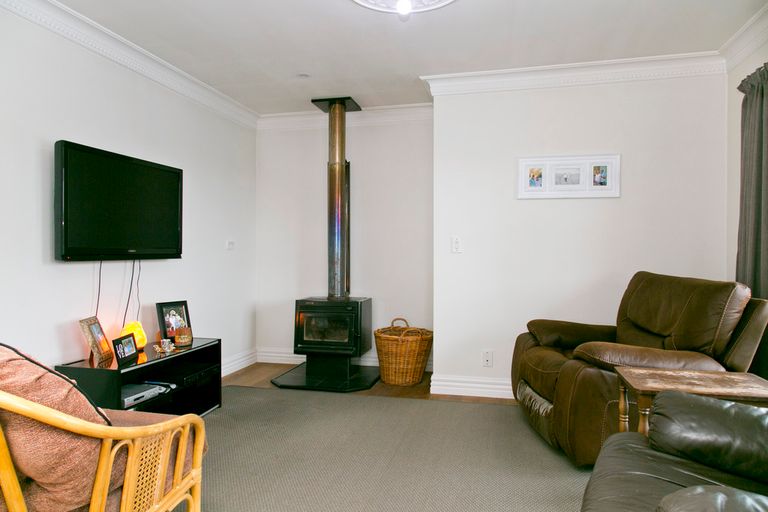 Photo of property in 21 Te Rangitautahanga Road, Turangi, 3334