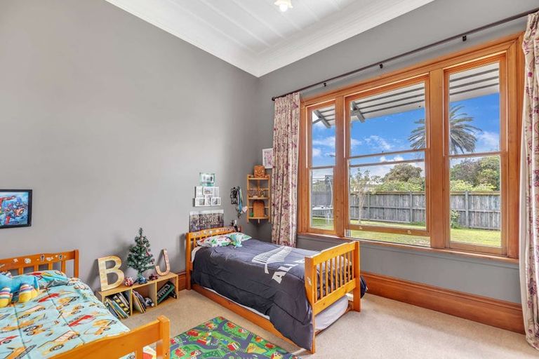 Photo of property in 1 Tamar Street, Rongotea, 4476