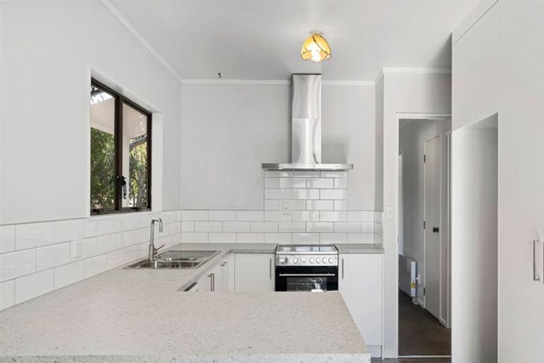 Photo of property in 38b Resolution Road, Welcome Bay, Tauranga, 3112