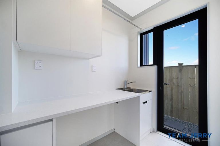 Photo of property in 7 Kauitara Lane, Karaka, 2113