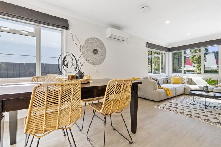 Photo of property in 411 Devonport Road, Tauranga South, Tauranga, 3112