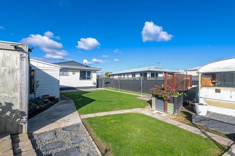 Photo of property in 77 Herbert Avenue, Cloverlea, Palmerston North, 4412