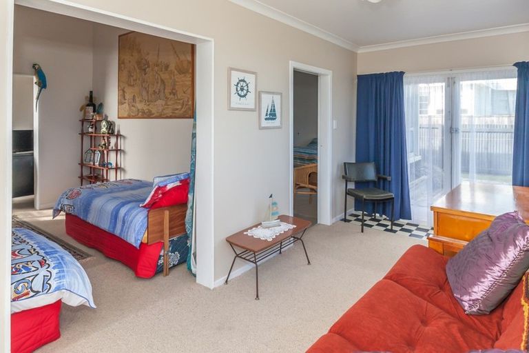 Photo of property in 11a Rangitane Street, Himatangi Beach, Foxton, 4891