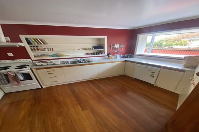 Photo of property in 87 Withells Road, Avonhead, Christchurch, 8042