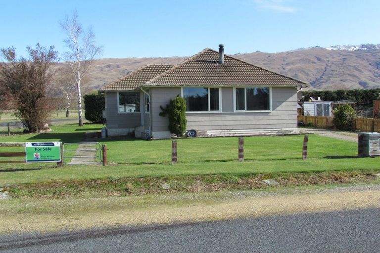 Photo of property in 1 West Street, Middlemarch, 9597