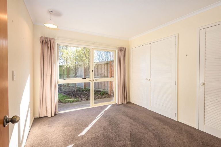 Photo of property in 12 Langham Place, Redwood, Christchurch, 8051