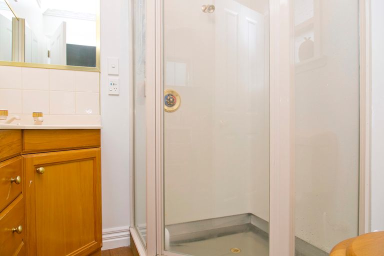 Photo of property in 21 Te Rangitautahanga Road, Turangi, 3334