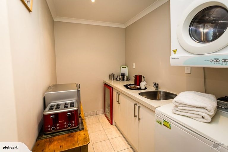 Photo of property in 3 Reeve Drive, Havelock North, 4130