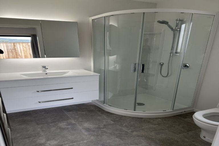 Photo of property in 18 Toomath Street, Naenae, Lower Hutt, 5011