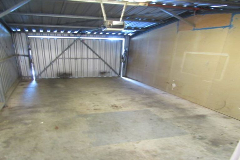 Photo of property in 53 Landon Avenue, Mangere East, Auckland, 2024