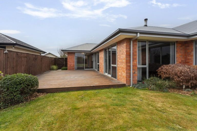 Photo of property in 17 Lloyds Close, Rolleston, 7614
