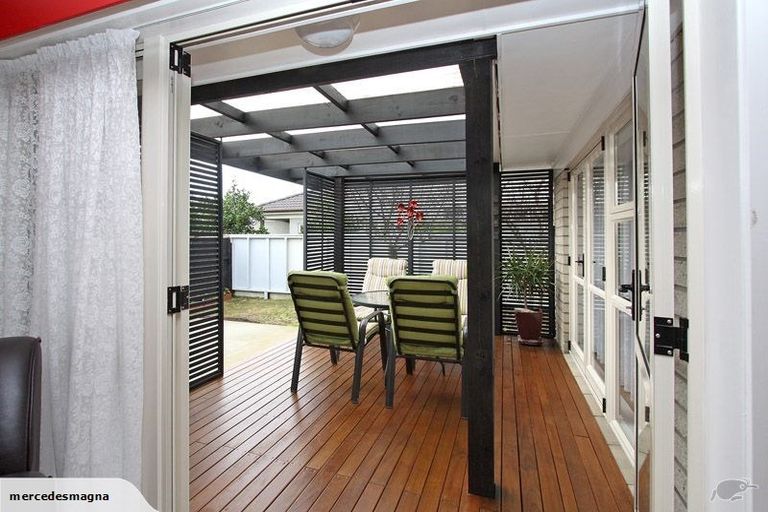 Photo of property in 3/6 Trafalgar Road, Milford, Auckland, 0620