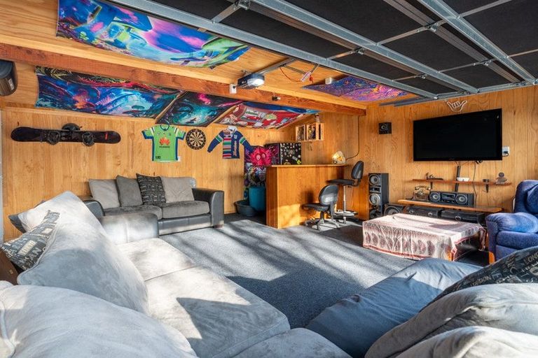 Photo of property in 12 Chokebore Place, Sockburn, Christchurch, 8042