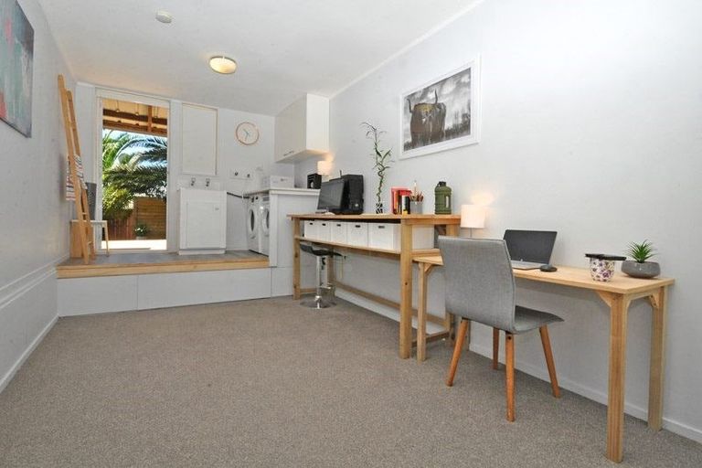 Photo of property in 33g Springs Road, Parakai, 0830