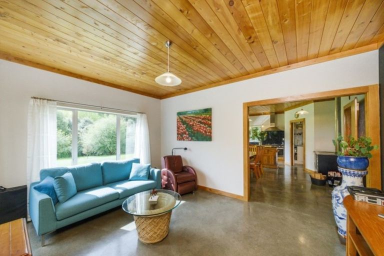 Photo of property in 85 Kahuterawa Road, Linton, Palmerston North, 4472