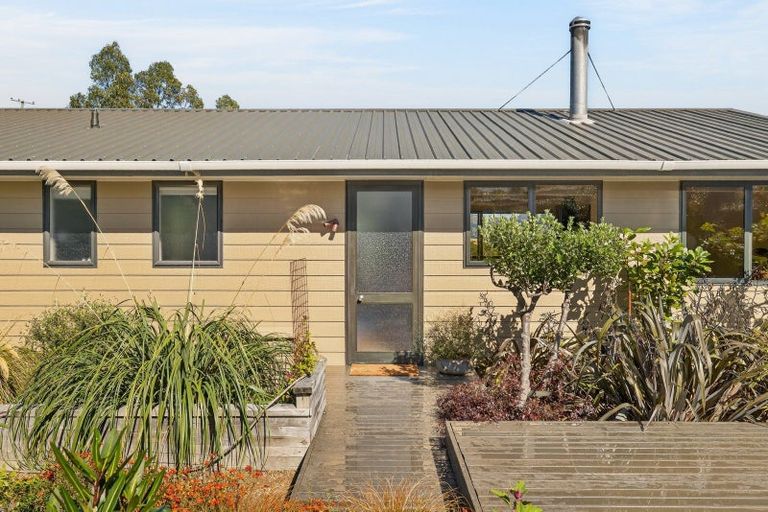 Photo of property in 29 Te Papau Crescent, Diamond Harbour, 8972