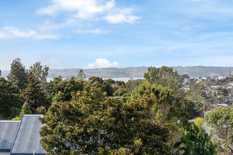 Photo of property in 1/28 Alexander Street, Cockle Bay, Auckland, 2014