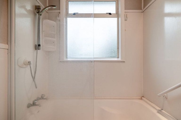 Photo of property in 26 Puriri Terrace, Roslyn, Palmerston North, 4414