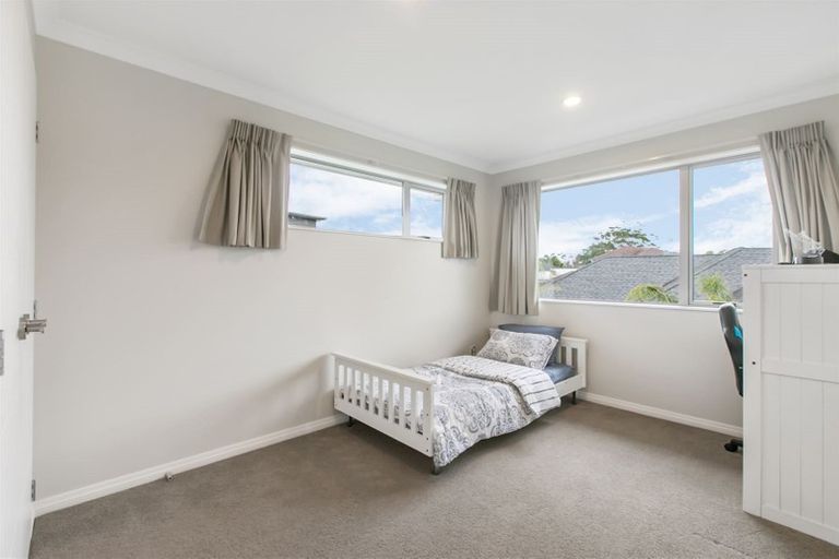 Photo of property in 16 Bartlett Drive, Silverdale, 0932