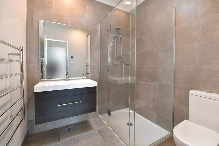 Photo of property in 17 Sanremo Lane, Stanmore Bay, Whangaparaoa, 0932