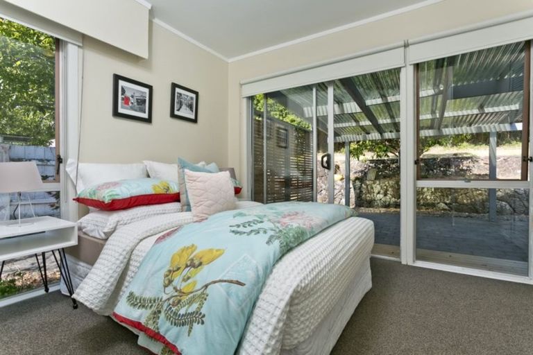 Photo of property in 61 Merriefield Avenue, Forrest Hill, Auckland, 0620