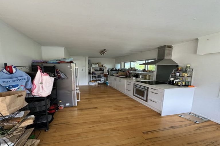 Photo of property in 43 Compton Street, Hillcrest, Auckland, 0627