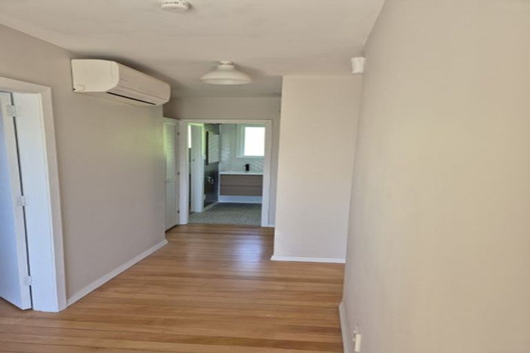 Photo of property in 2 Lucienne Place, Hillsborough, Christchurch, 8022