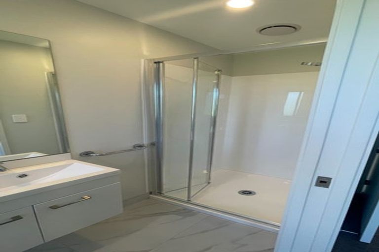 Photo of property in 6/51 Wharf Road, Te Atatu Peninsula, Auckland, 0610