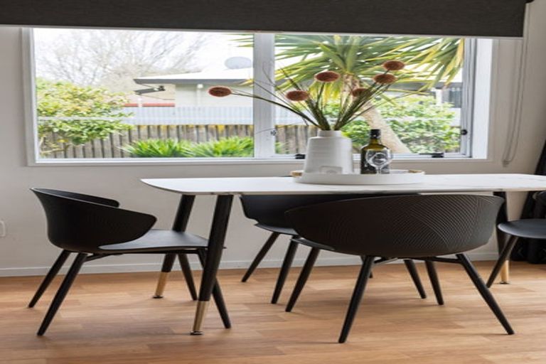 Photo of property in 6 Kentucky Crescent, Nawton, Hamilton, 3200